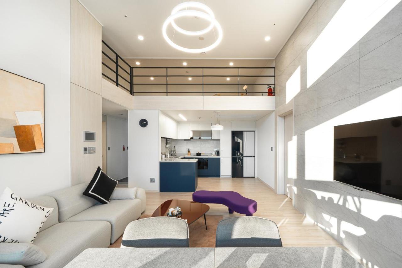 Le Collective Yeosu Apartment Exterior photo