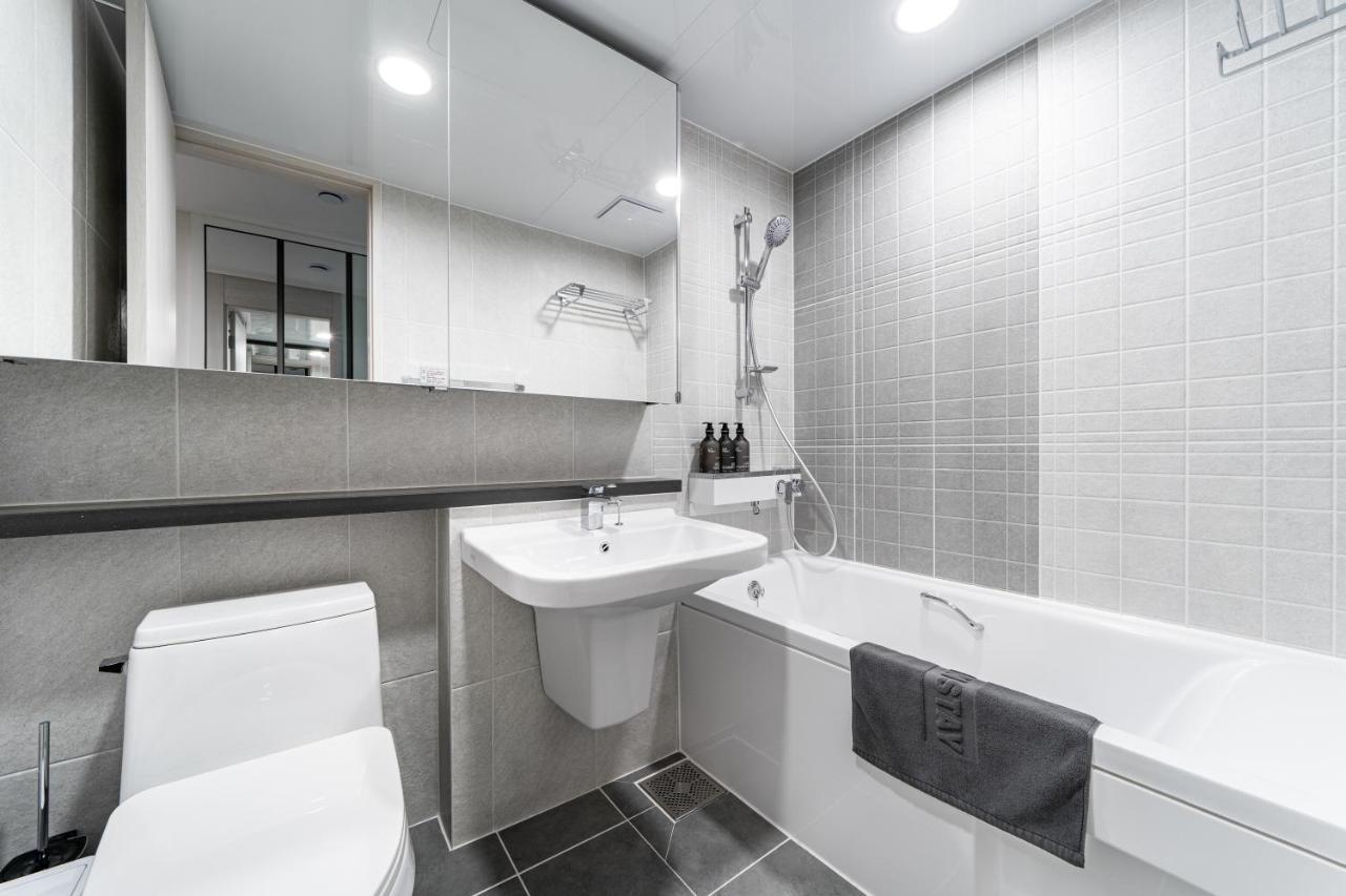 Le Collective Yeosu Apartment Exterior photo