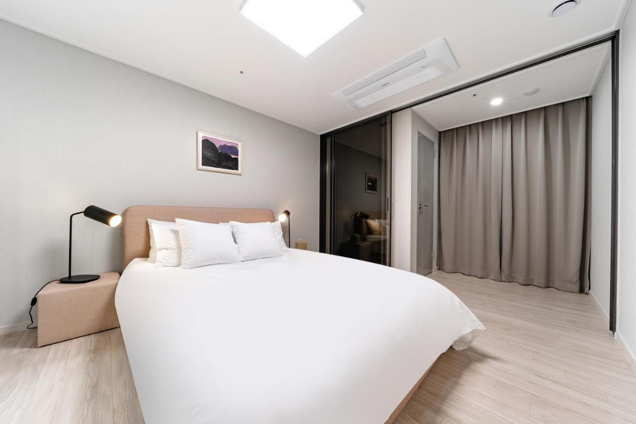 Le Collective Yeosu Apartment Exterior photo