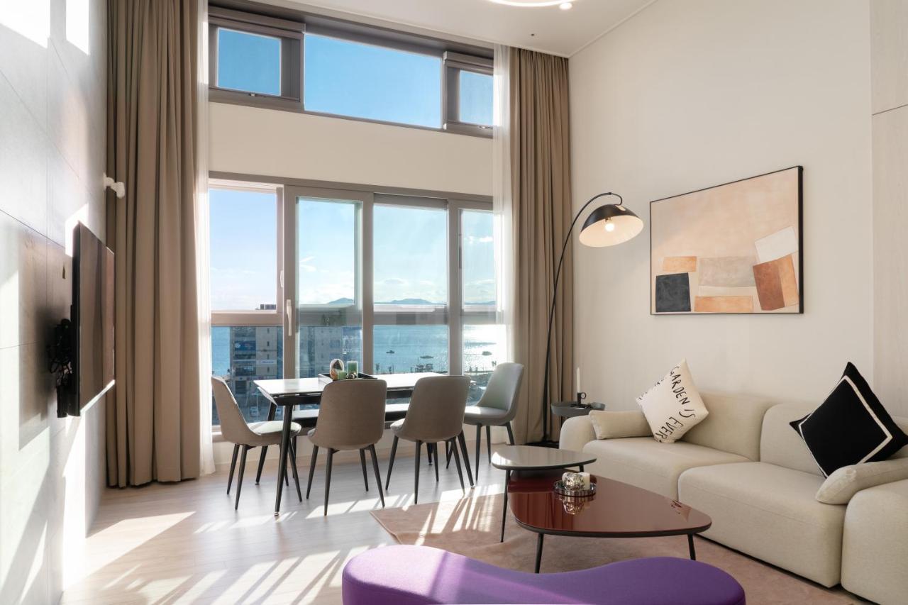 Le Collective Yeosu Apartment Exterior photo